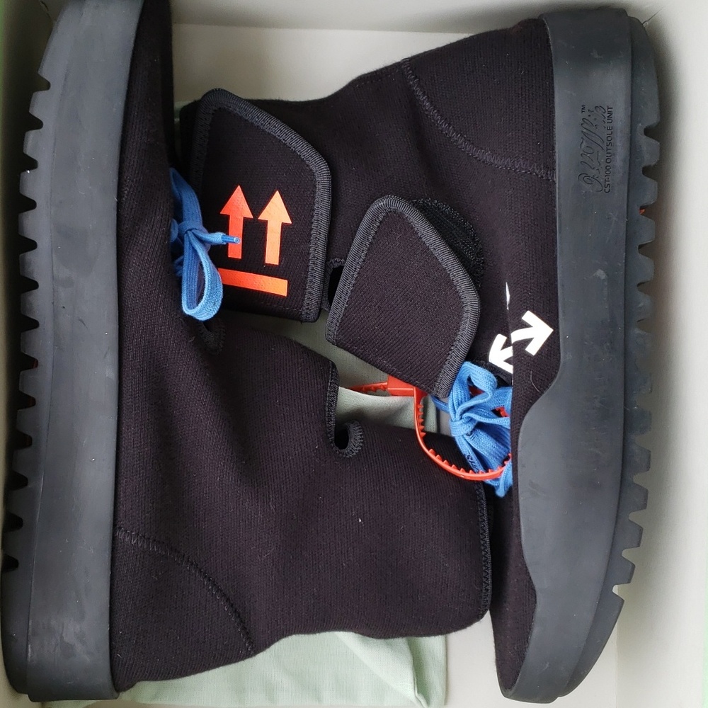 Off-White Moto Wrap Sneakers